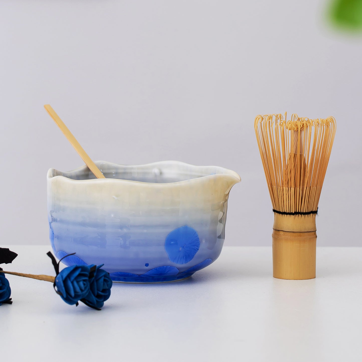 Gradient Glaze Ceramic Matcha Set with Bowl and Chasen Holder