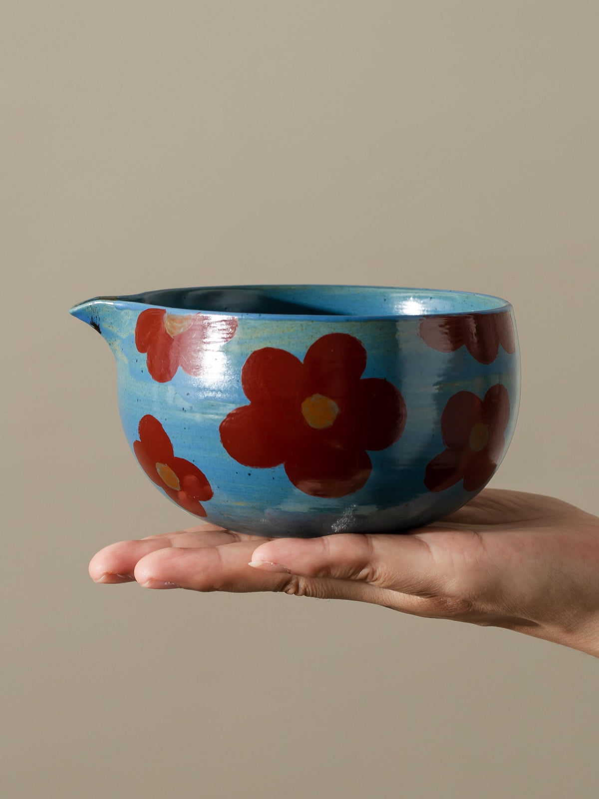 Hand Painted Red Camellia Matcha Bowl Set product photo 2