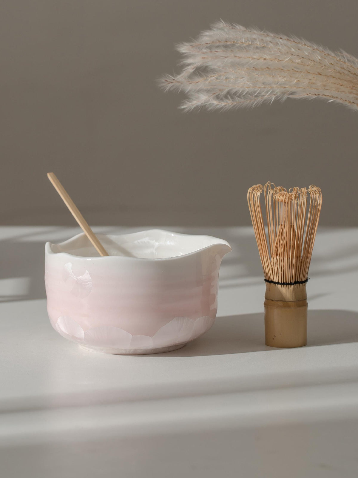 Natural Blue Flower Glazing Matcha Bowl Set product photo 4