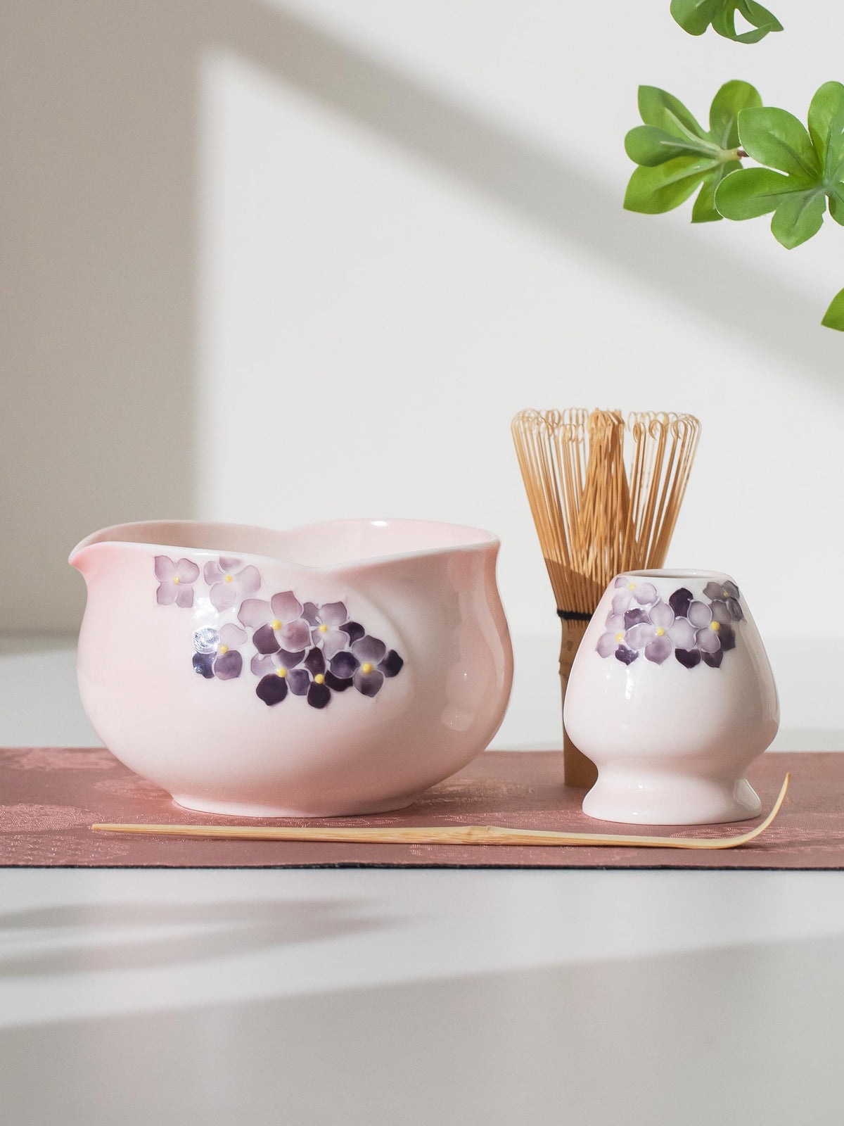 Pink Flower Matcha Bowl Set product photo 2