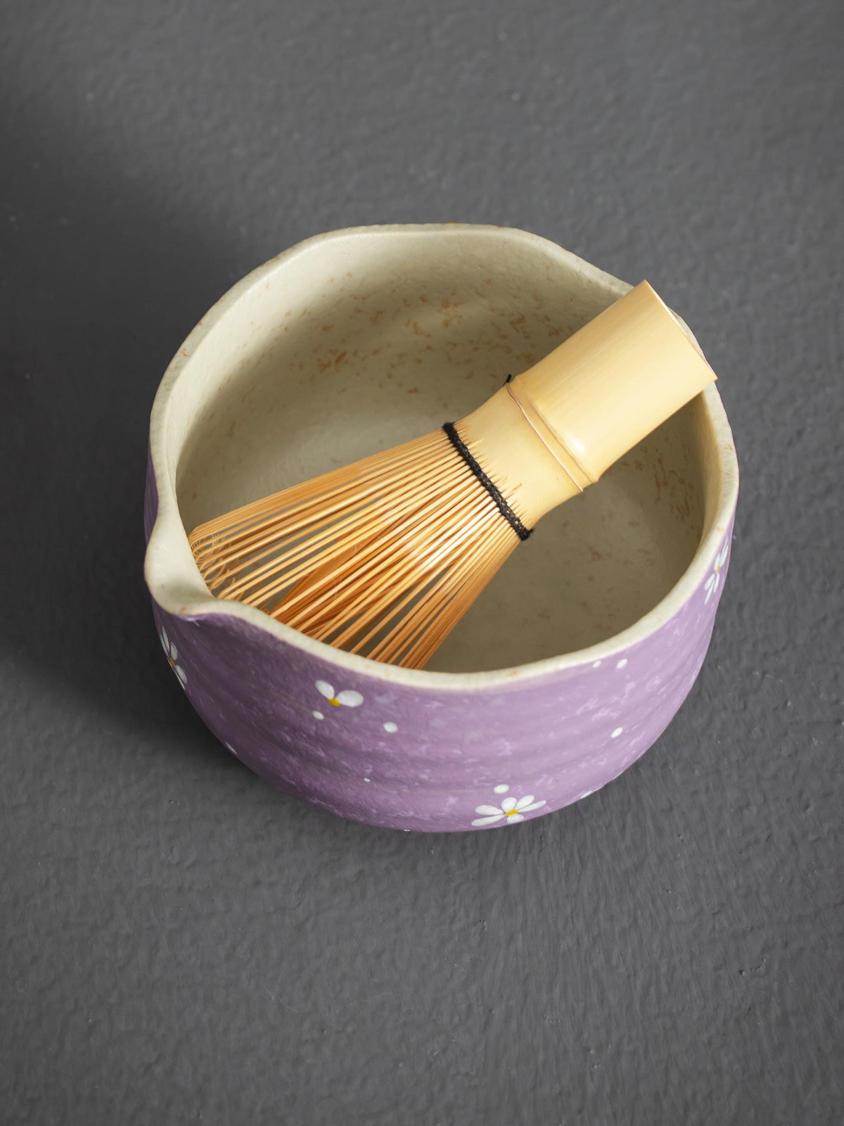 White Daisy Matcha Bowl Set product photo 3