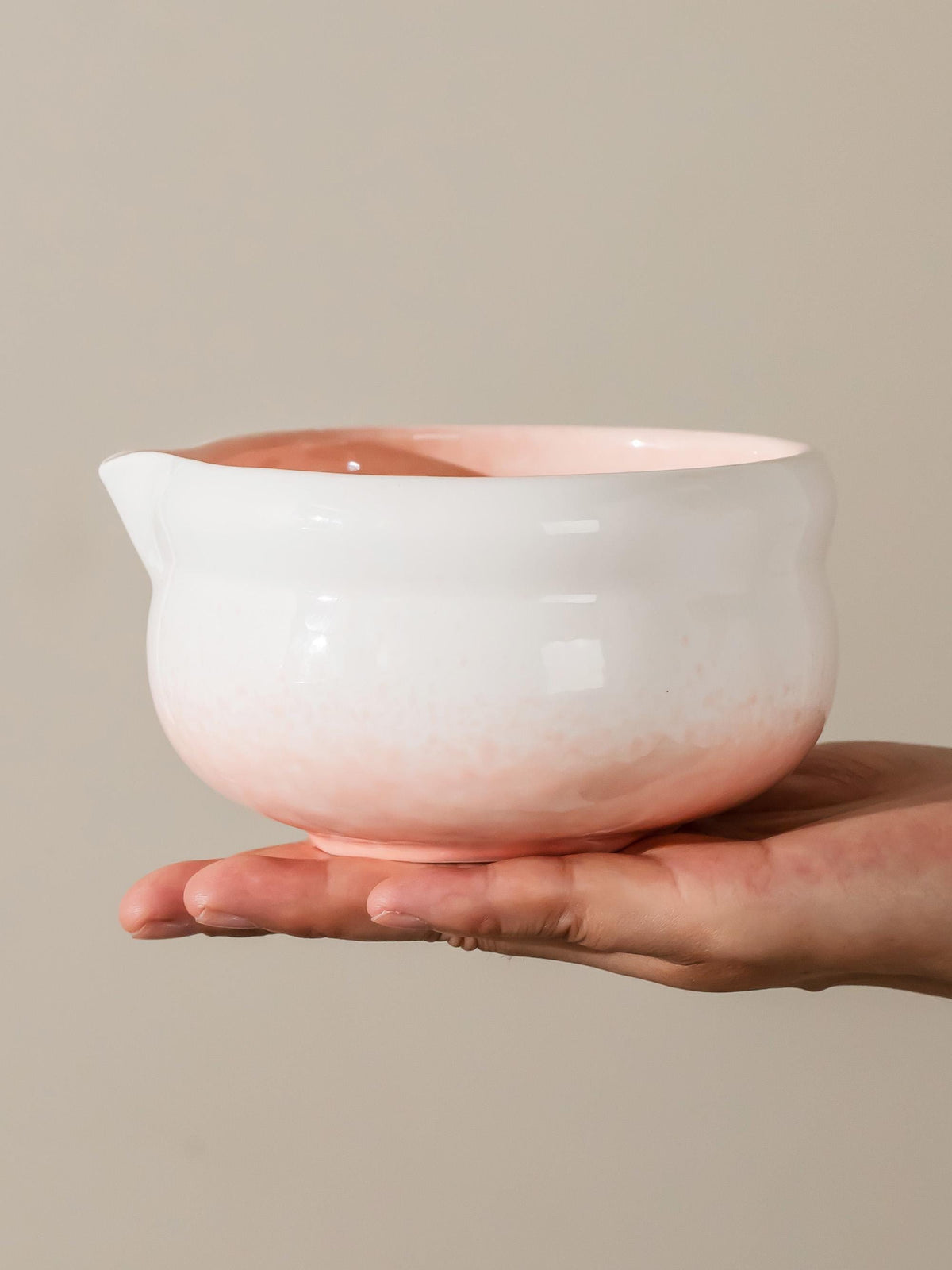 White Pink Beach Style Matcha Bowl Set product photo 2