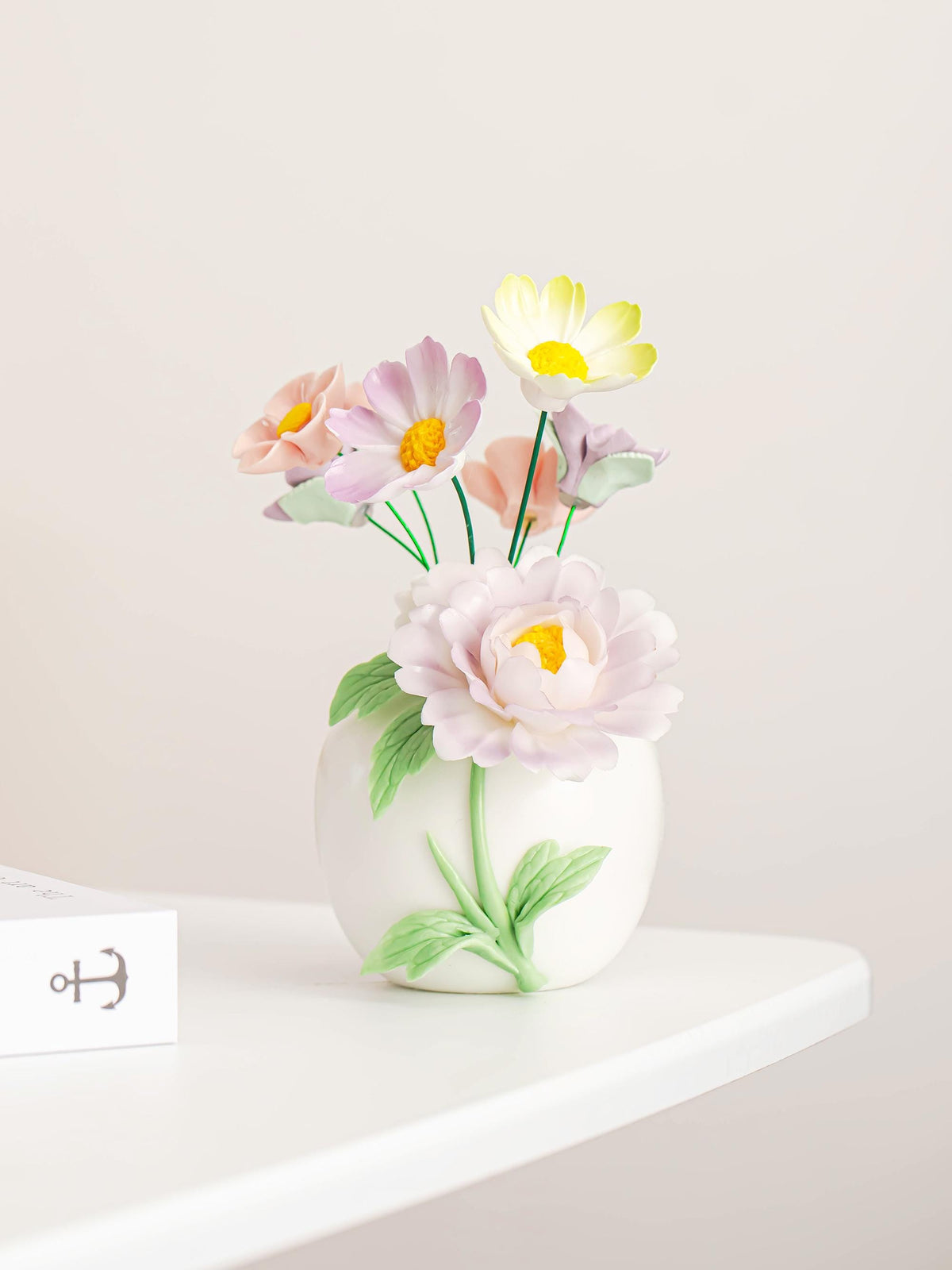 Handmade Blush Flower Ceramic Bud Vase(No Flowers)– Soft Purple Floral Mini Vase product photo 4