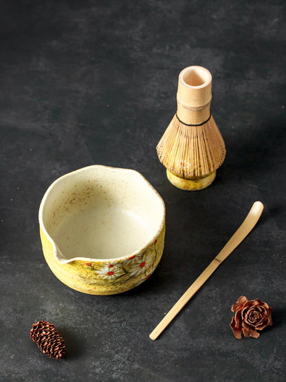 Hand-Painted Daisy Matcha Bowl Set product photo 2