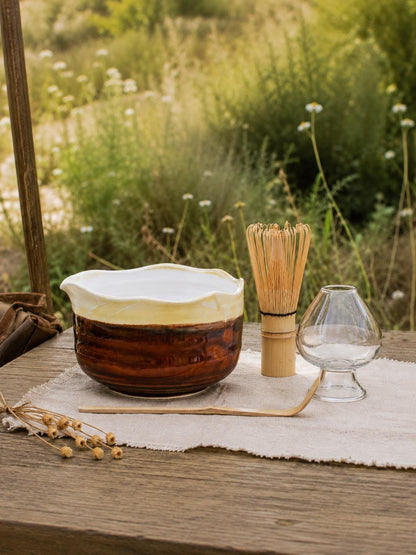 Wavy Flower Rim Matcha Bowl Set product photo 7