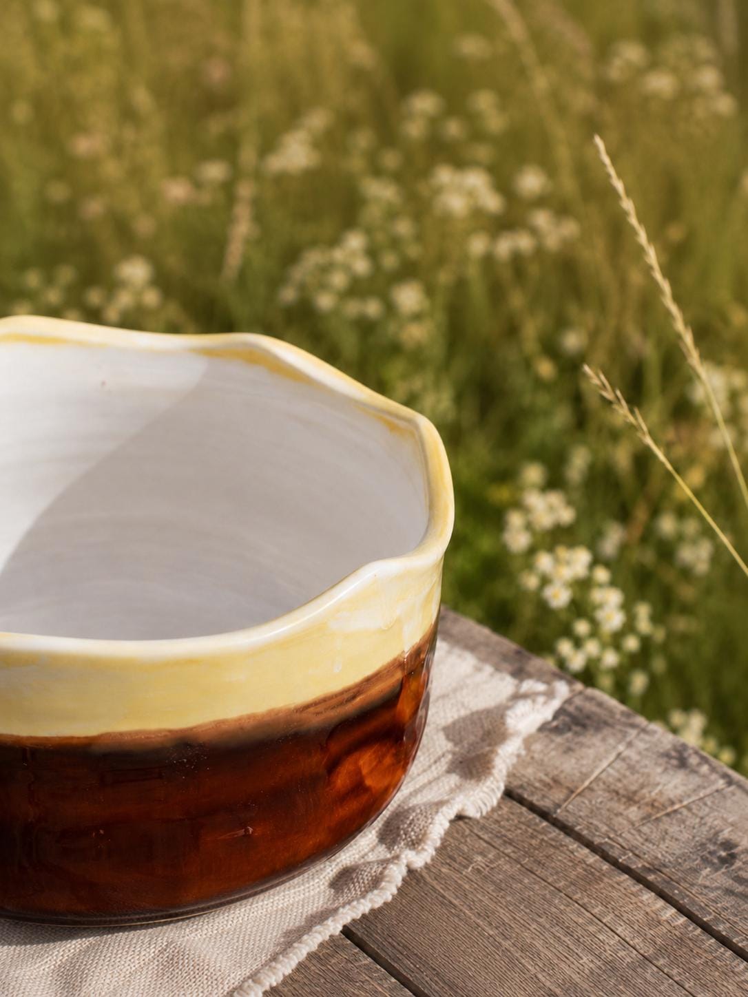 Wavy Flower Rim Matcha Bowl Set product photo 3