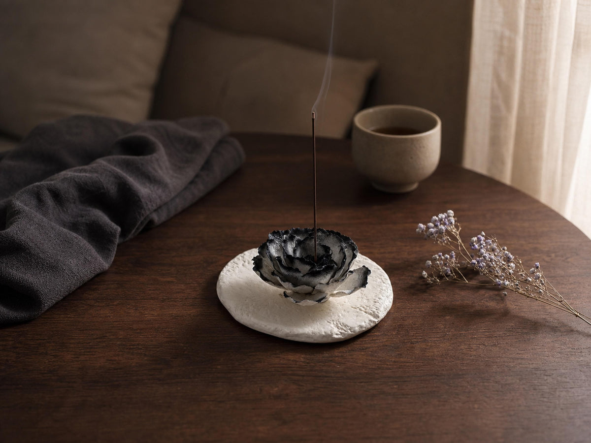 Handcrafted Black Gradient Peony Ceramic Flower Sculpture product photo 7