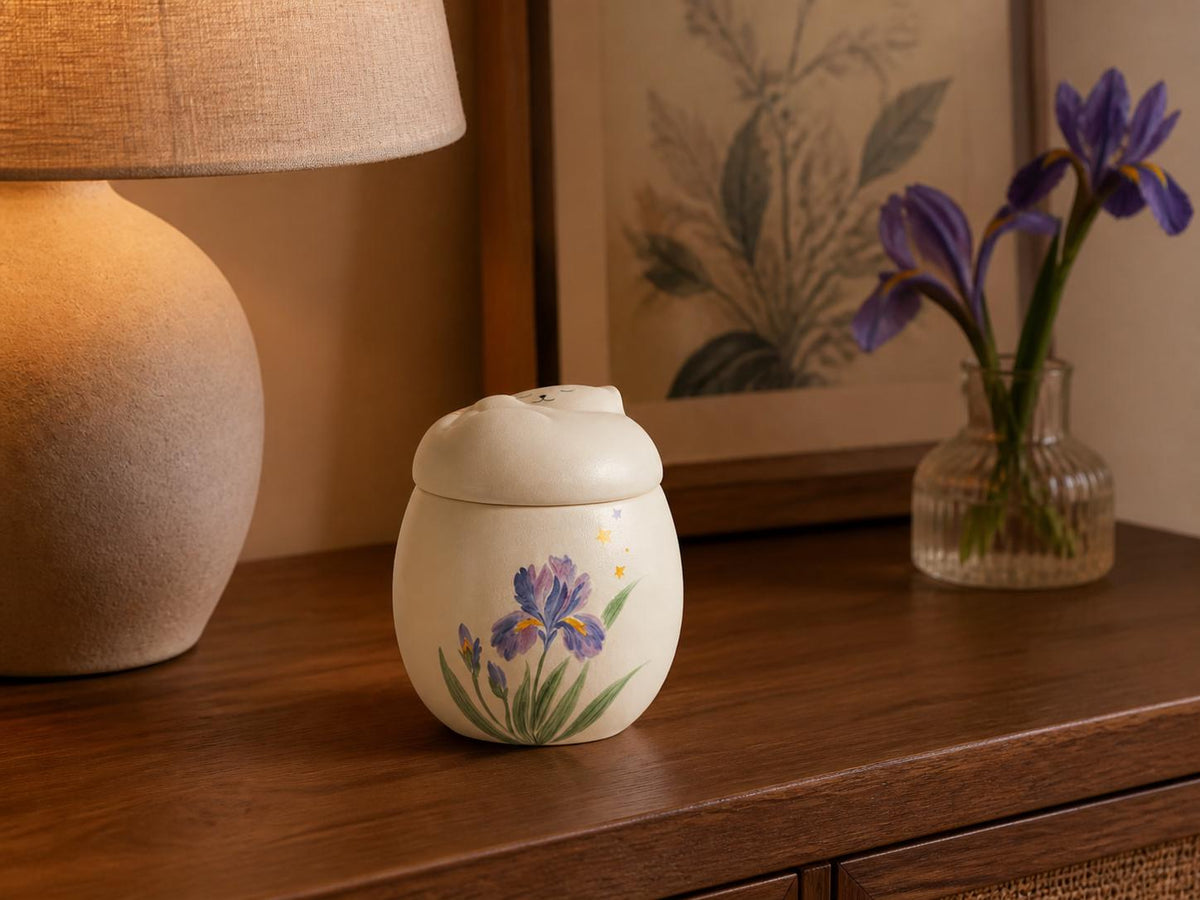 Flower Cat Memorial Urn product photo 3