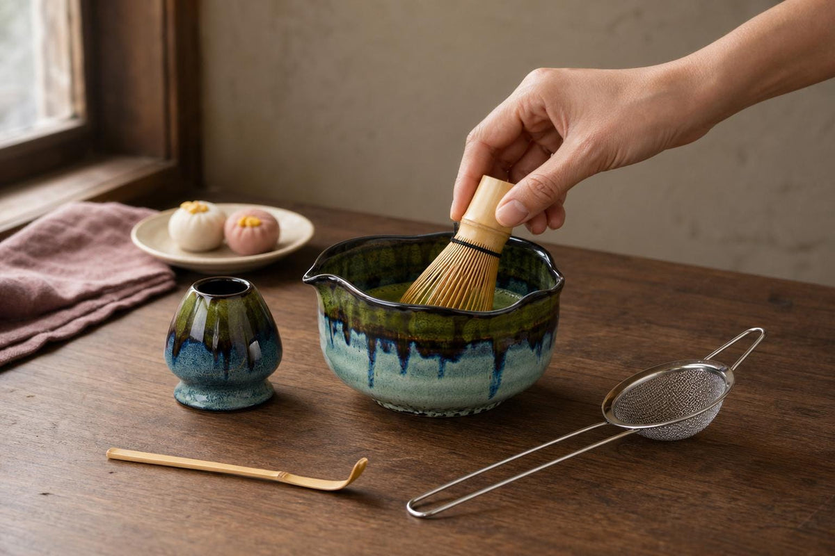 Moss Blue Wavy Flower Rim Matcha Bowl Set product photo 8