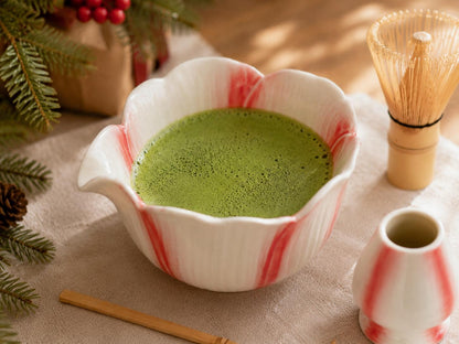 Red Striped Petal Matcha Bowl Set product photo 4