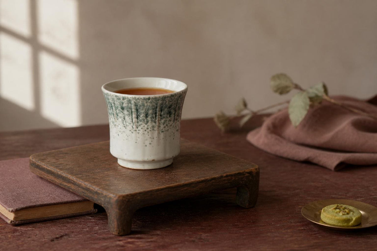 Vintage Ribbed Ceramic Coffee Mug product photo 7