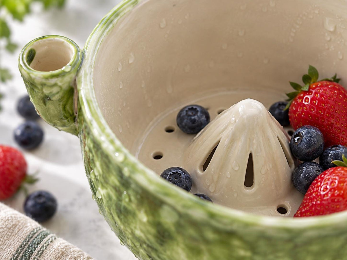 Handmade Ceramic Berry Bowl product photo 2