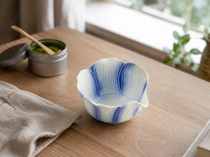 Blue White Matcha Bowl Set product photo 2