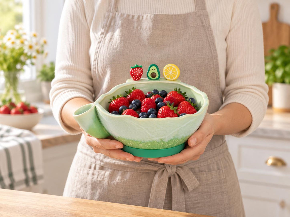 Handmade Ceramic Berry Bowl product photo 5