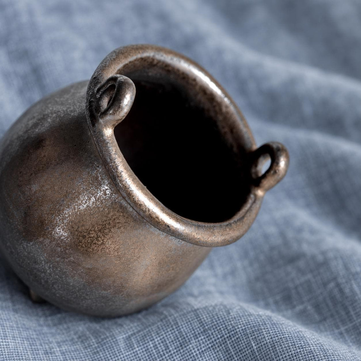 Mini Ceramic Cauldron Incense Burner product photo 2