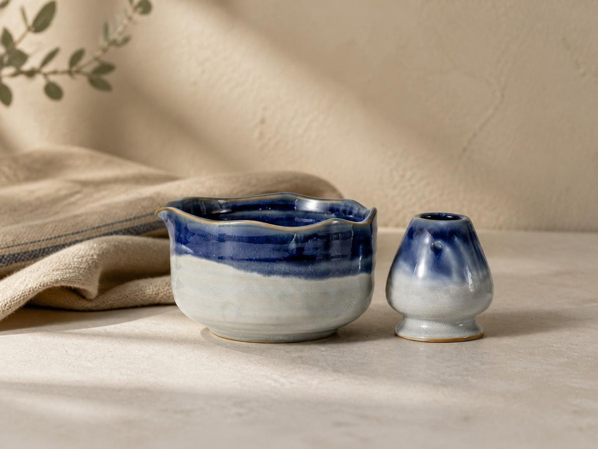 Blue White Wavy Rim Matcha Bowl Set product photo 4