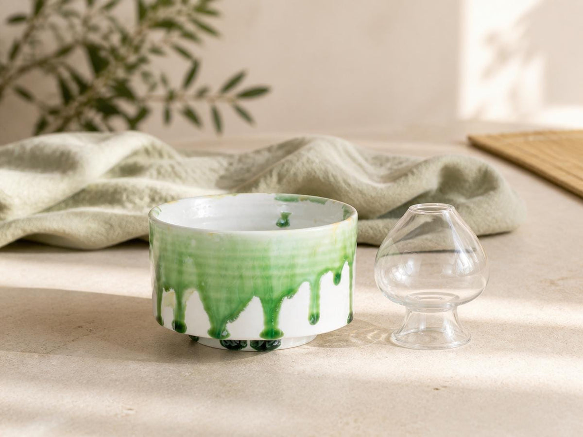 Straight-Sided Matcha Bowl with Glass Holder product photo 2