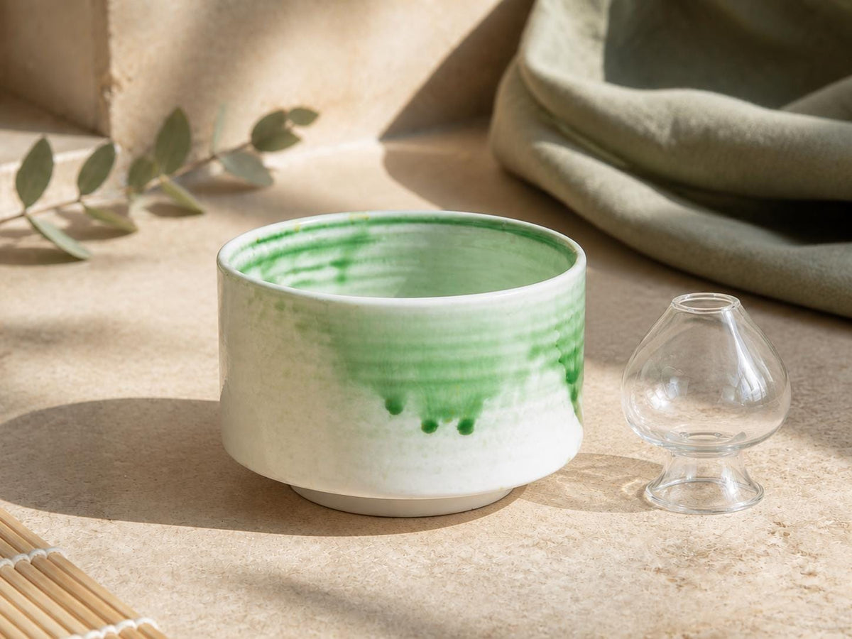 Straight-Sided Matcha Bowl with Glass Holder product photo 5